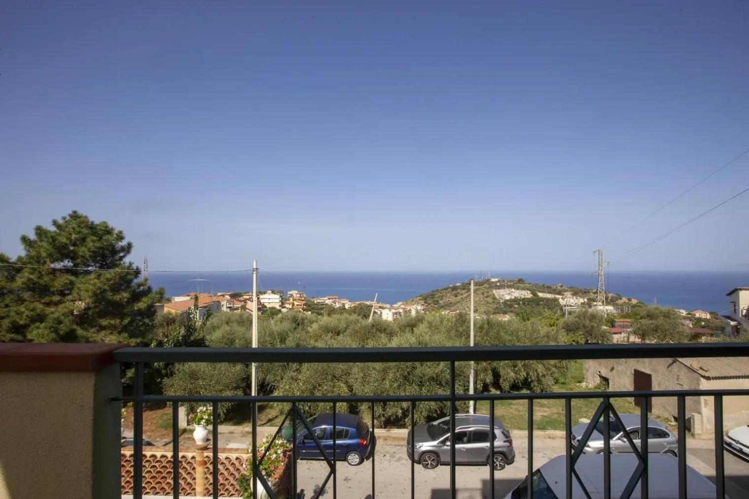 Appartamenti Anza Capo d'Orlando Exterior photo